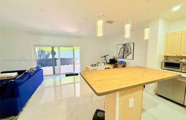 3871 SW 147th Avenue 3, Miami, FL 33185 - 3871 Southwest 147th Avenue, Miami-Dade County, FL 33185