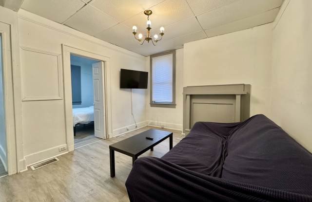 220 East Brockway Avenue - 1 Gallery 4
