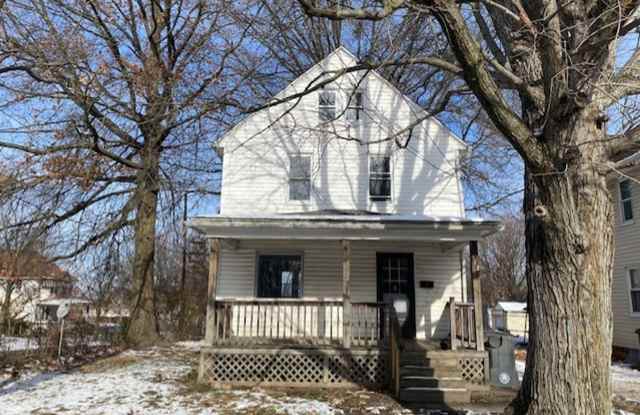 Classic 3-Bed Home with Covered Porch  Off-Street Parking photos photos