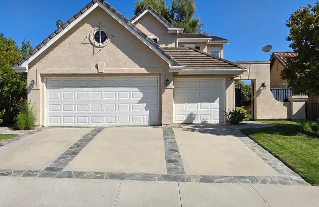Thousand Oaks Meadow Wood Home. Wood Flooring (No Carpet). Near Lang Ranch Elementary photos photos