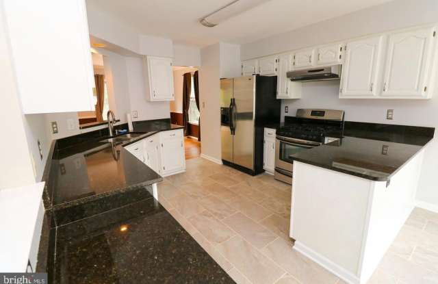 7435 DIGBY Green Gallery 4