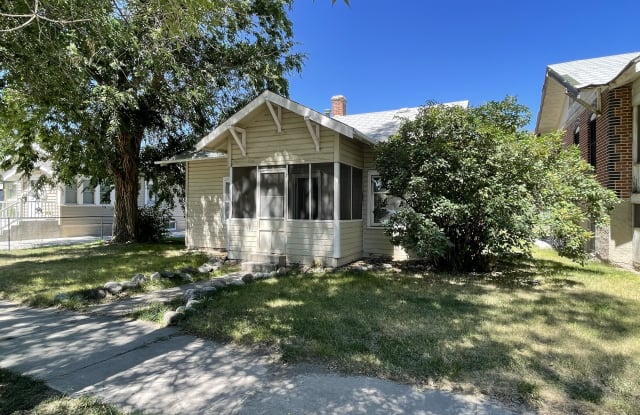 1117 Robertson Avenue - 1117 Robertson Avenue, Worland, WY 82401
