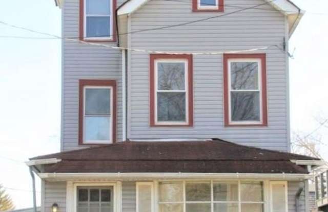 231 W BRIDGE STREET - 231 West Bridge Street, Morrisville, PA 19067