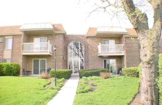 2415 N KENNICOTT Avenue photos photos