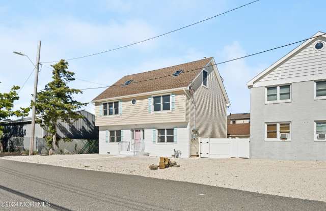 141 Trenton Avenue photos photos