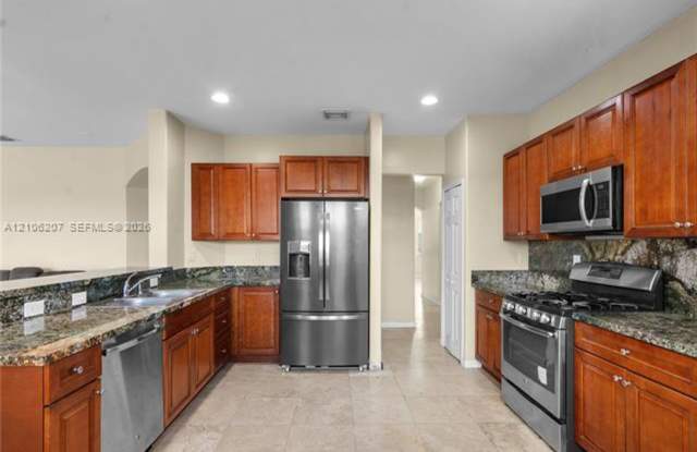 5776 SW 166th Ct # 5776, Miami, FL 33193 Gallery 1