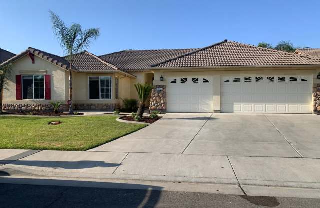 In Hanford-4 Br 2.5 Ba Available Now photos photos