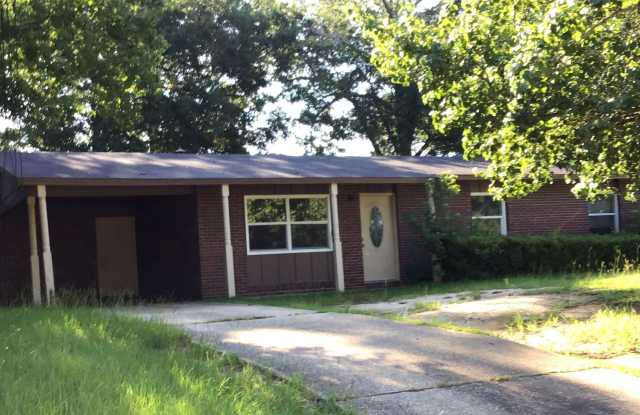 AVAILABLE NOW! photos photos AVAILABLE NOW! photos photos