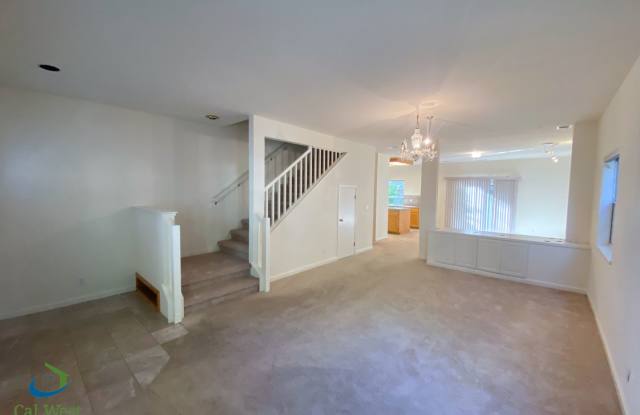 $7995 - Amazing 4 Bed/3 Bath Home in Mtn. View Jackson Park Neighborhood! Central Air conditioning! Gallery 4