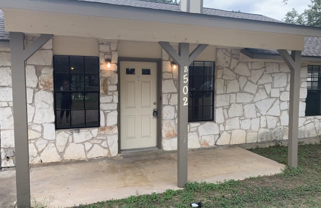 502 Hedgewood Dr - B - 502 Hedgewood Dr, Georgetown, TX 78628