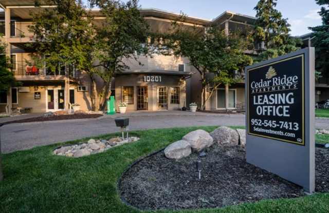 CEDAR RIDGE APARTMENT HOMES photos photos