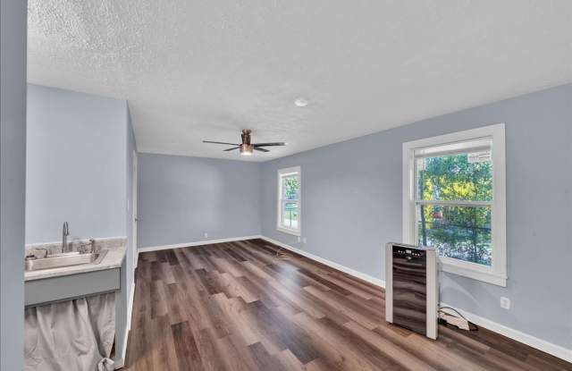 Updated Studio Apartment with Utilities Included – Macon, GA Gallery 1