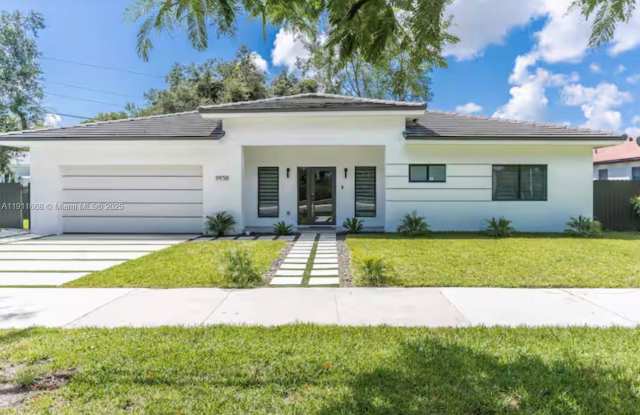 9958 Southwest 216th Street photos photos 9958 Southwest 216th Street photos photos