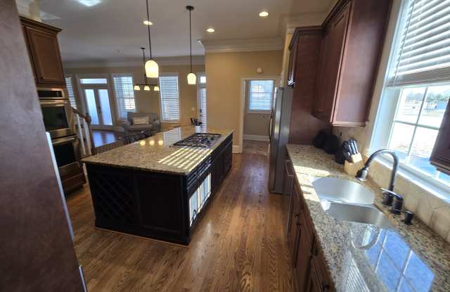 102 Reserve Circle photos photos