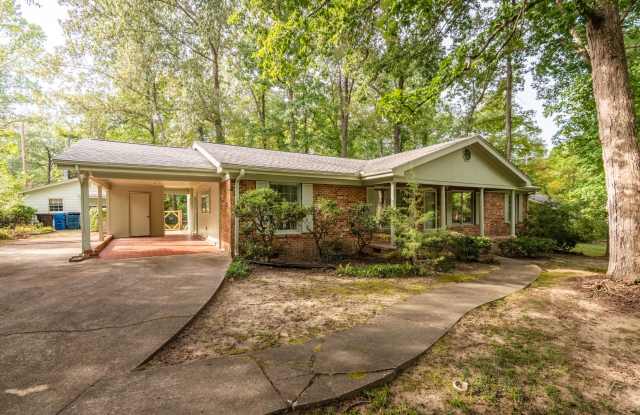 Charming 3BR/2BA Near Duke University Gallery 4