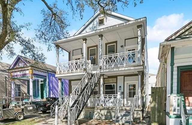 2813 BANKS Street photos photos