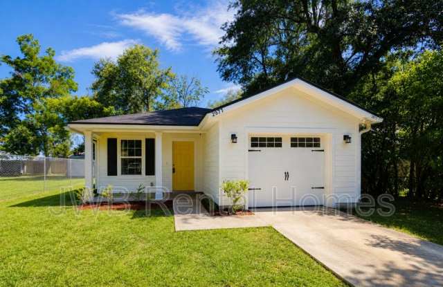 2977 Fitzgerald St photos photos