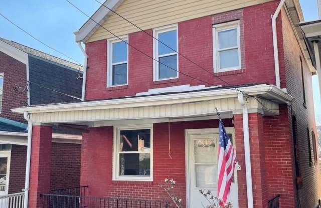 Newly Remodeled 3 Bedroom, 2 Bathroom in Brentwood- Basement Bar and Central Air!! photos photos Newly Remodeled 3 Bedroom, 2 Bathroom in Brentwood- Basement Bar and Central Air!! photos photos