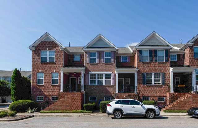 Spacious 3BR Townhome in Apex photos photos