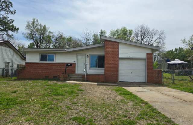 3 bed 1 bath in Tecumseh! photos photos