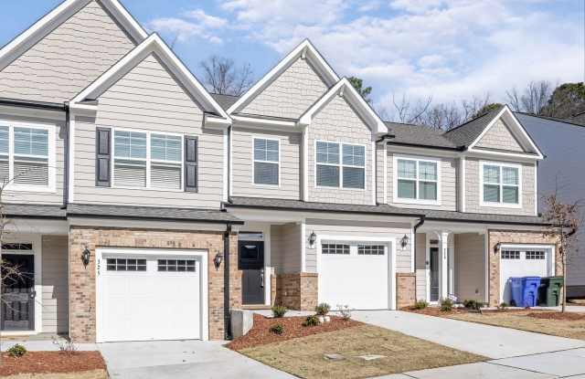 3/2.5 Townhome Close to Southpoint w/ Garage! photos photos