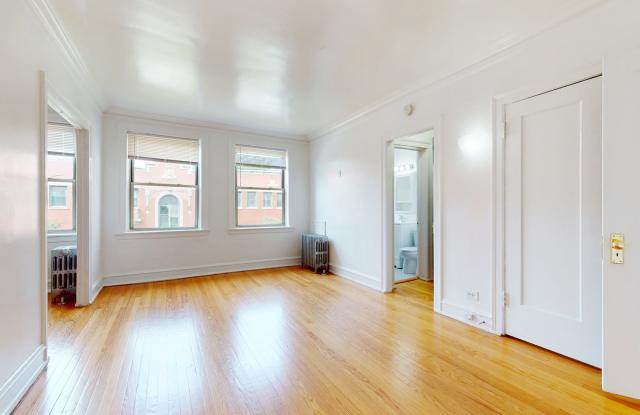 5501 S. Cornell Gallery 3