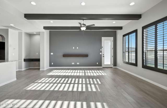 221 EPSOM Drive Gallery 4
