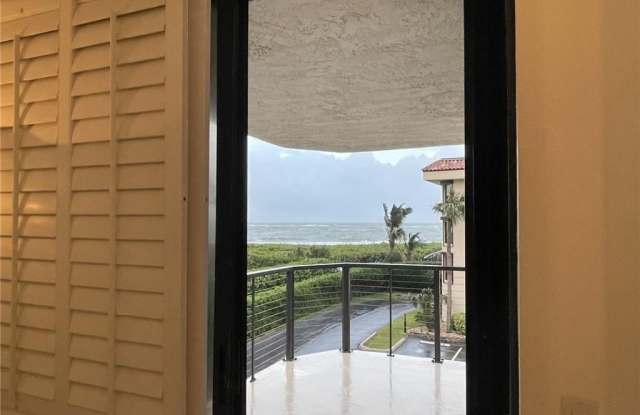 4100 N A1A Highway unit: 325 photos photos