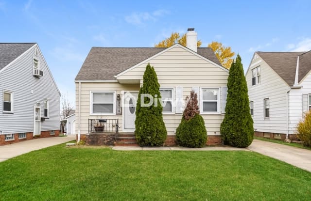 4914 Lincoln Avenue - 4914 Lincoln Avenue, Parma, OH 44134