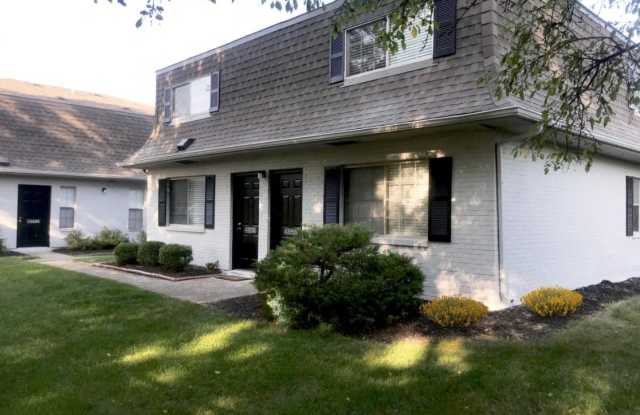Brittany Bay photos photos