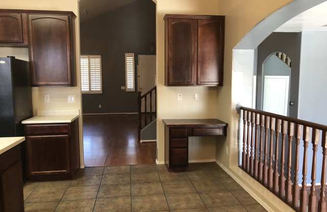 2609 E Stottler Dr Gallery 2