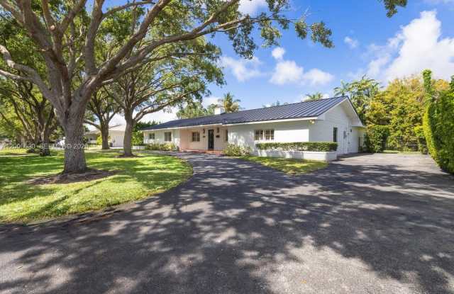 13050 SW 71st Ave photos photos