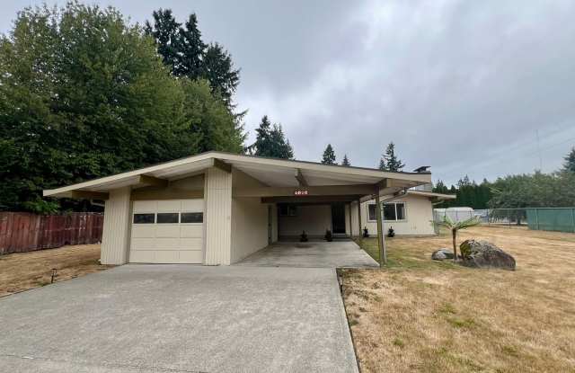 PENDING APPLICATION; Updated 3BD w/ Outbuildings  Shop photos photos