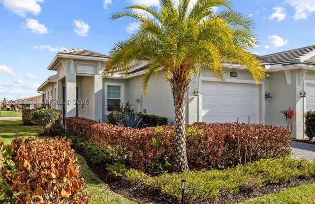 27033 SW Viterbo Way Gallery 2