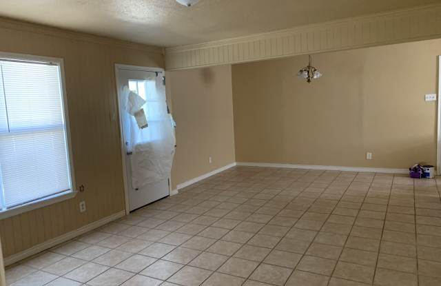 1606 Sprucewood Drive Gallery 3