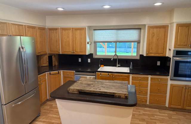 Beautifully remodeled home less than a block from WSU and the McKay Dee surgical center Gallery 1