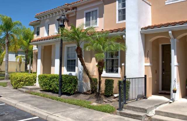 Gorgeous Furnished Townhome in Compass Bay Close to Disney Available Now!! Gallery 3