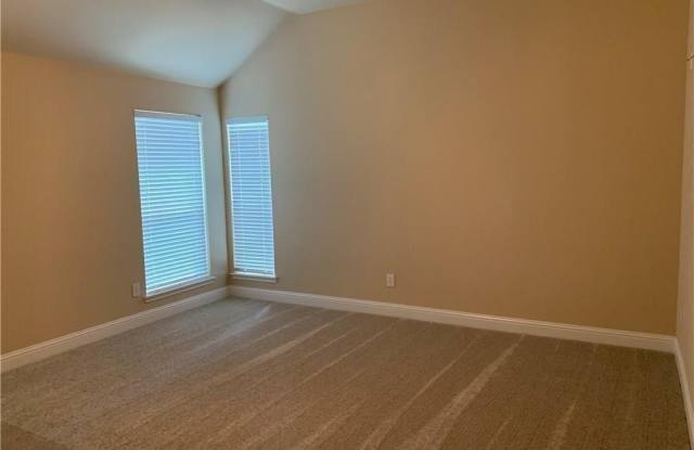 1610 Summerfield Drive Gallery 4