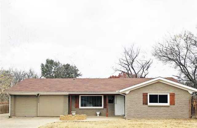 3904 Walton Avenue - 3904 Walton Avenue, Fort Worth, TX 76133