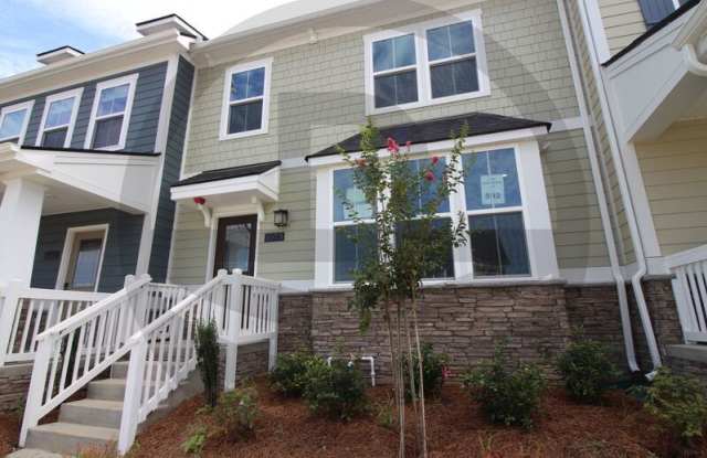 1055 Oglethorpe Dr - 1055 Oglethorpe Drive, Franklin, TN 37064