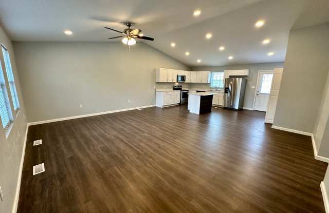 3 Bedroom 2 Bathroom Home in South Hill, VA - 514 Robertson Street, South Hill, VA 23970 3 Bedroom 2 Bathroom Home in South Hill, VA - 514 Robertson Street, South Hill, VA 23970