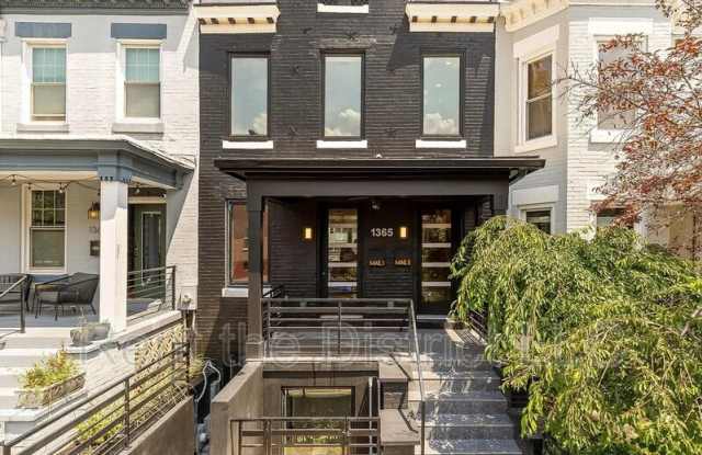 1365 Perry Place NW photos photos