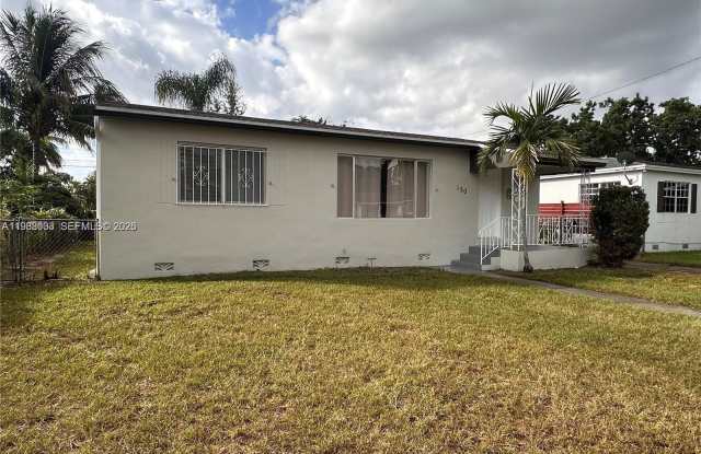 150 NE 170th St photos photos 150 NE 170th St photos photos