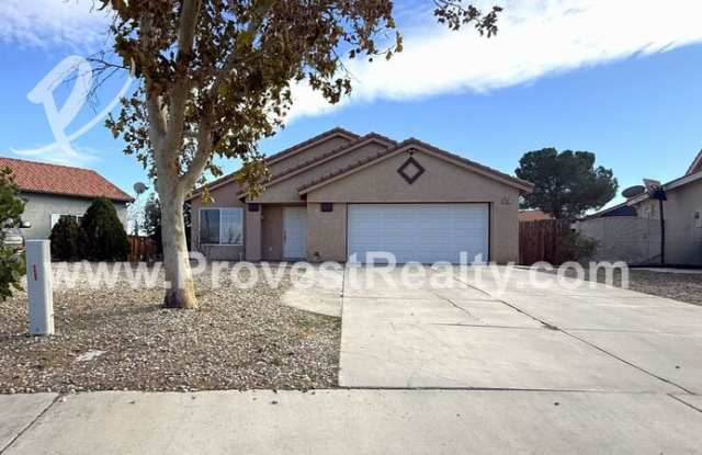 11085 Live Oak Ln - 11085 Live Oak Lane, Adelanto, CA 92301