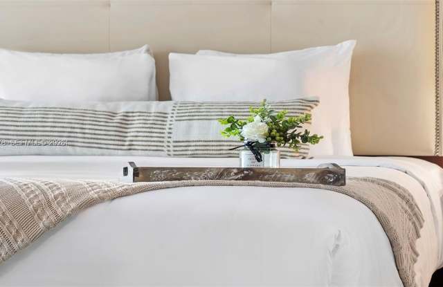 1437 Collins Ave photos photos 1437 Collins Ave photos photos