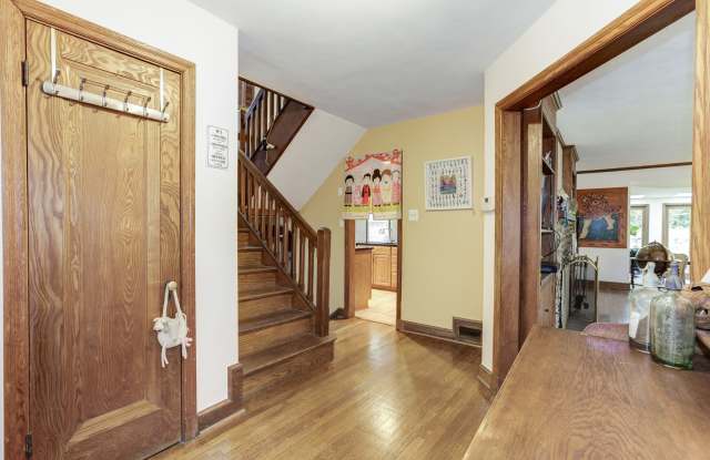 2934 Chesapeake St NW Gallery 3