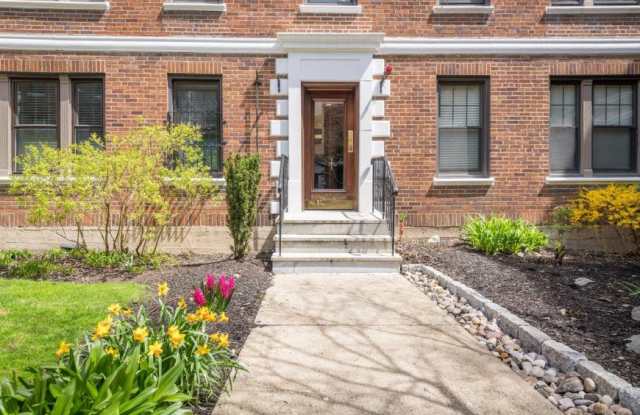 62 Queensberry St. - 62 Queensberry Street, Boston, MA 02215 62 Queensberry St. - 62 Queensberry Street, Boston, MA 02215