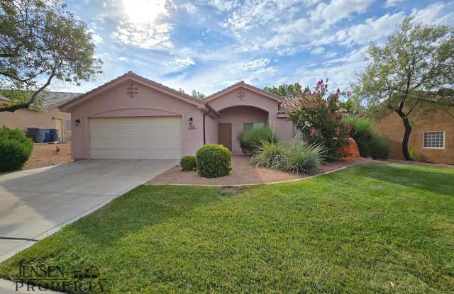 Three Bedroom Home in Painted Desert photos photos