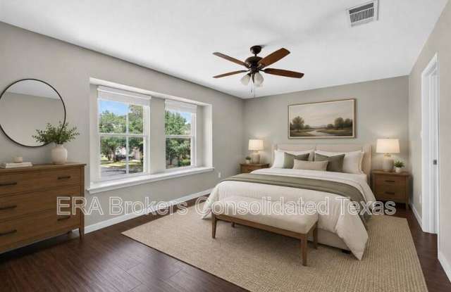 7601 Windrush Dr Gallery 3