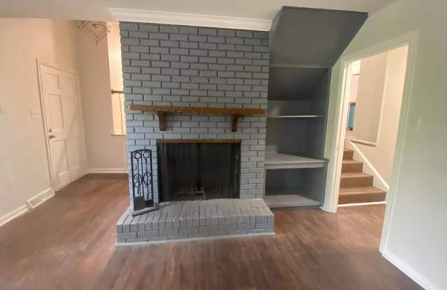 8033 Navios Drive Southeast Gallery 2